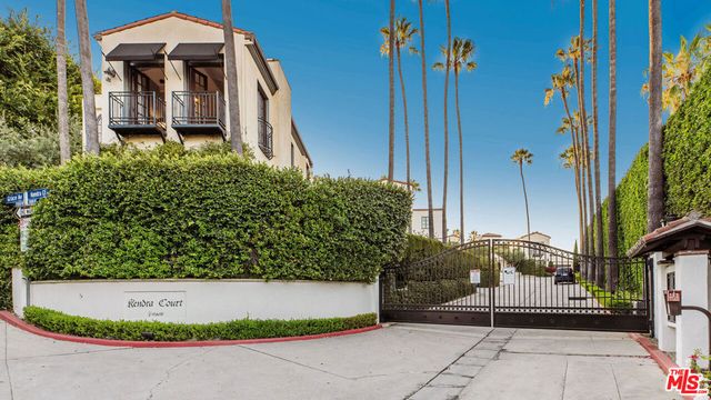 2023 Kendra Court, Los Angeles, CA 90068