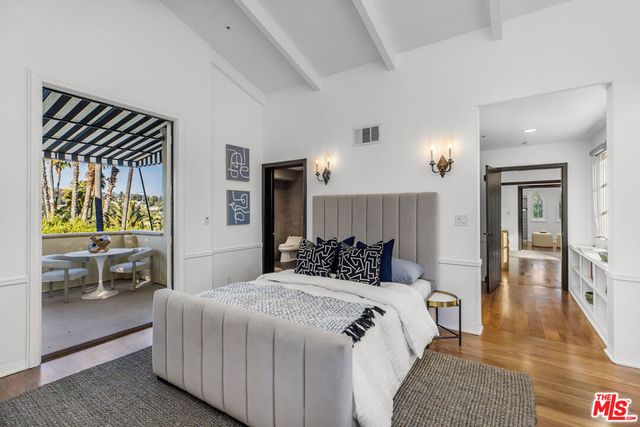 2023 Kendra Court, Los Angeles, CA 90068