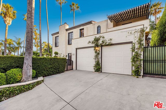2023 Kendra Court, Los Angeles, CA 90068