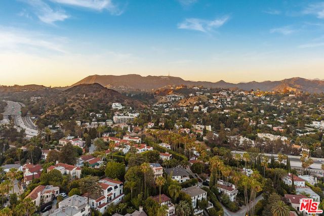 2023 Kendra Court, Los Angeles, CA 90068