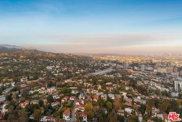2023 Kendra Court, Los Angeles, CA 90068