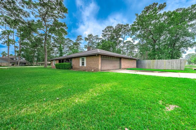 5813 Russell Lane, Baytown, TX 77521