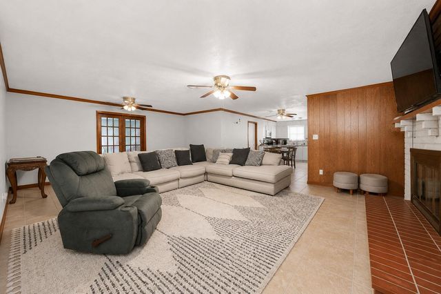 5813 Russell Lane, Baytown, TX 77521