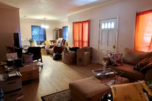 2340 Mt Carmel Ave., Prentiss, MS 39474