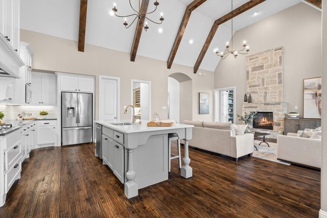 10801 Sycamore Falls Drive, Flower Mound, TX 76226