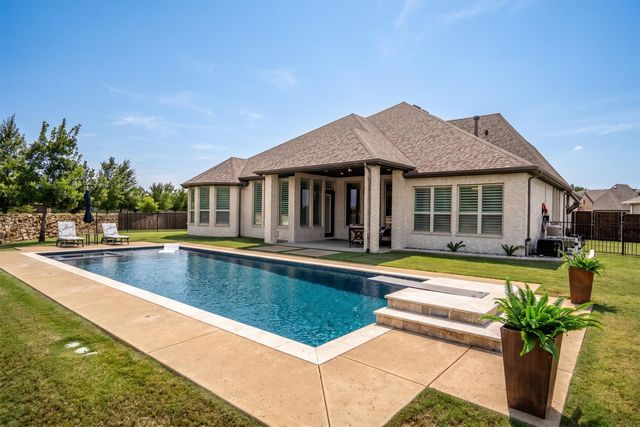 10801 Sycamore Falls Drive, Flower Mound, TX 76226