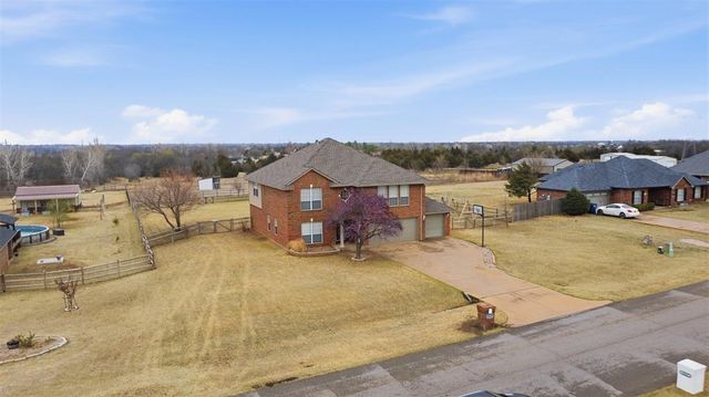 6911 Springer Run, Edmond, OK 73012