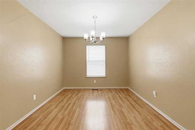 6911 Springer Run, Edmond, OK 73012