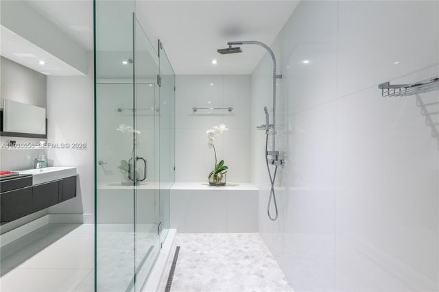 17201 Collins Ave 1807, Sunny Isles Beach, FL 33160