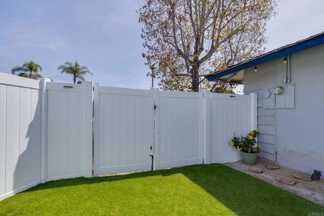 1412 La Habra, San Marcos, CA 92078