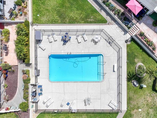 1412 La Habra, San Marcos, CA 92078