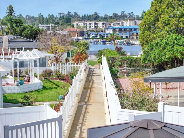 1412 La Habra, San Marcos, CA 92078