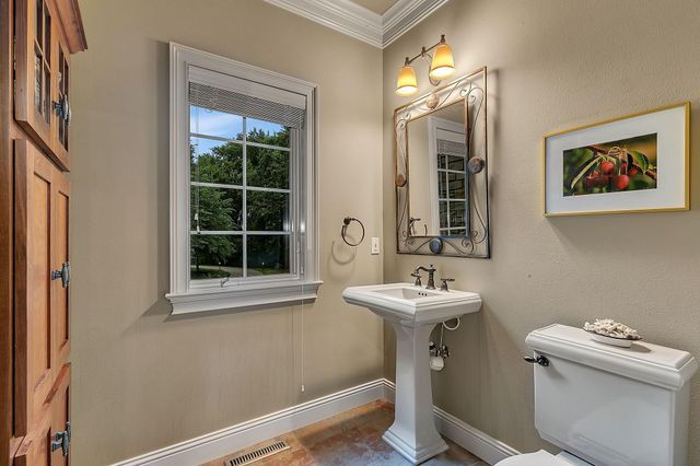 90 27th Street N, Sartell, MN 56377