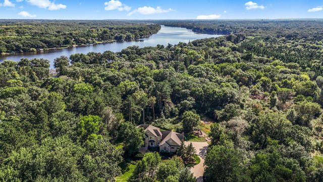 90 27th Street N, Sartell, MN 56377