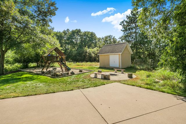 90 27th Street N, Sartell, MN 56377