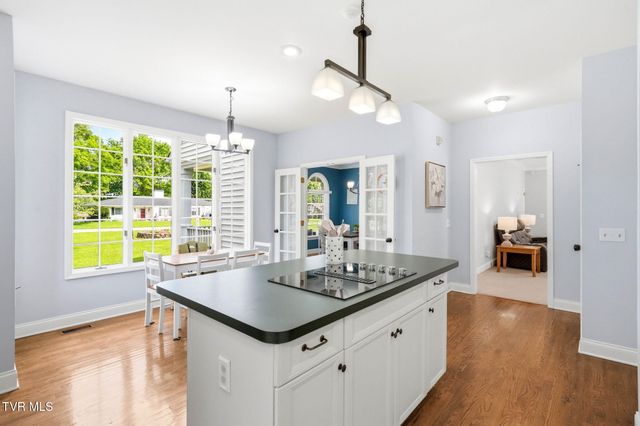 433 High Ridge Road, Kingsport, TN 37660