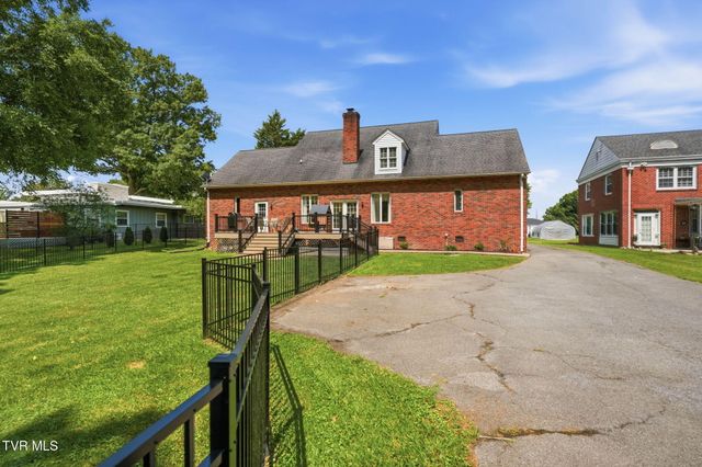 433 High Ridge Road, Kingsport, TN 37660