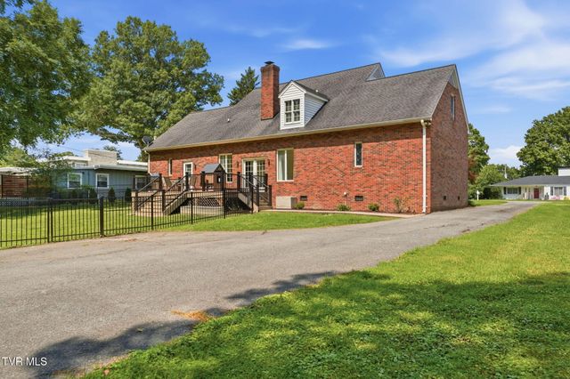 433 High Ridge Road, Kingsport, TN 37660