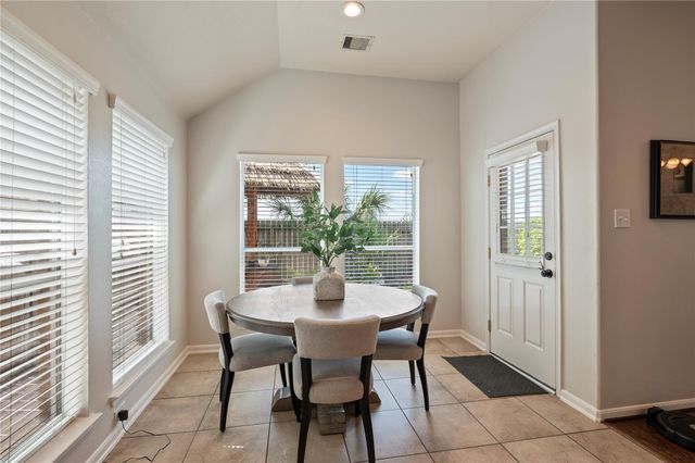 2217 Daroca Drive, League City, TX 77573