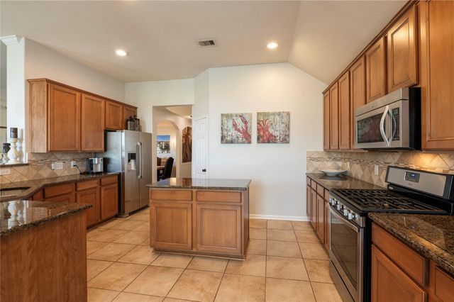 2217 Daroca Drive, League City, TX 77573