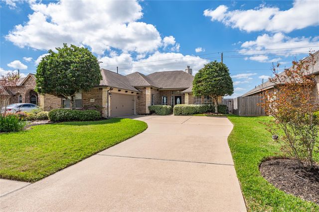 2217 Daroca Drive, League City, TX 77573