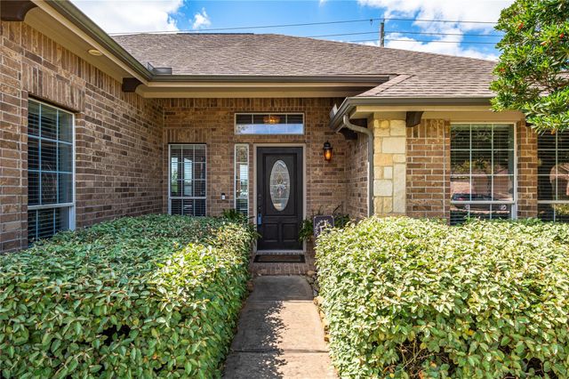 2217 Daroca Drive, League City, TX 77573