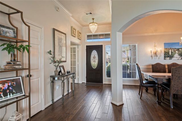 2217 Daroca Drive, League City, TX 77573