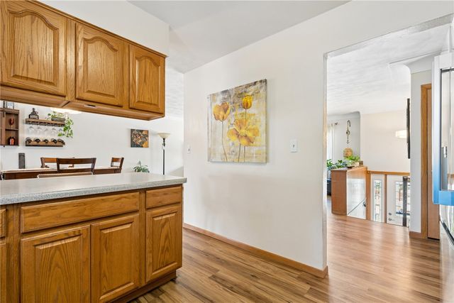 1565 McGowan Boulevard, Marion, IA 52302