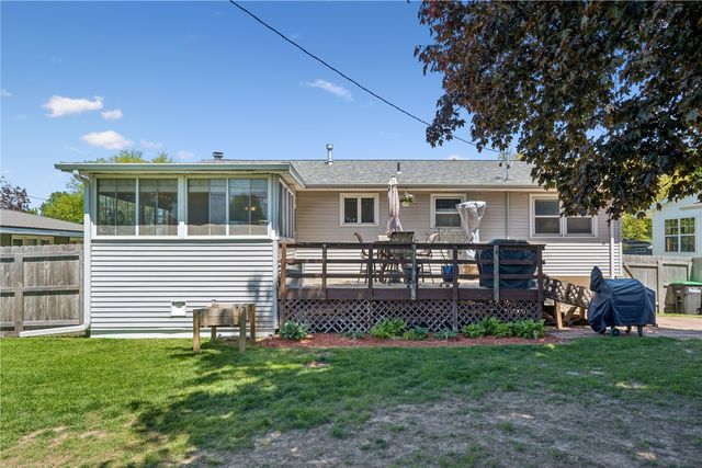 1565 McGowan Boulevard, Marion, IA 52302