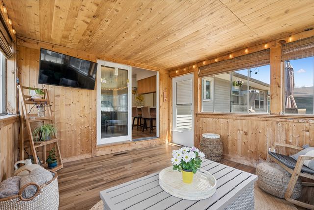 1565 McGowan Boulevard, Marion, IA 52302