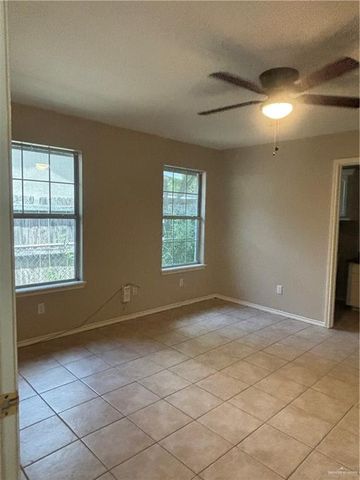 1022 W Madison W Avenue, Harlingen, TX 78550