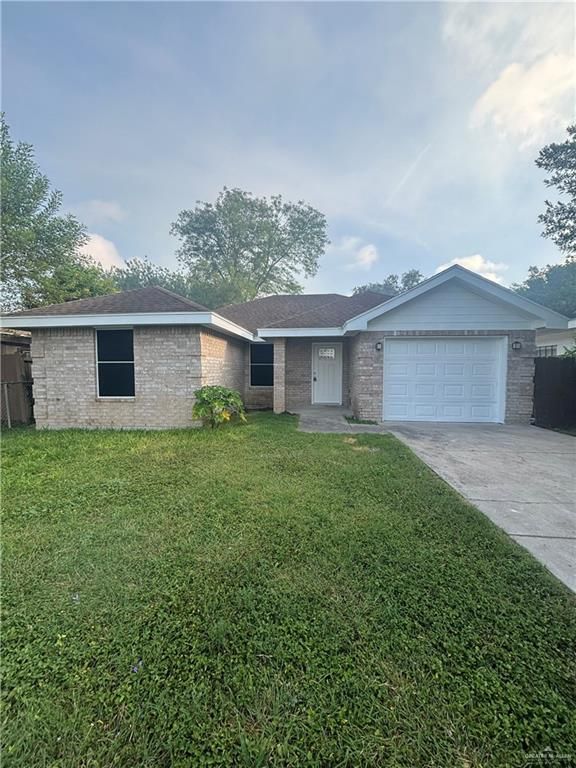 1022 W Madison W Avenue, Harlingen, TX 78550
