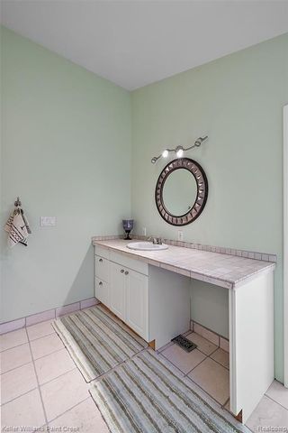 804 E Avon Road, Rochester Hills, MI 48307