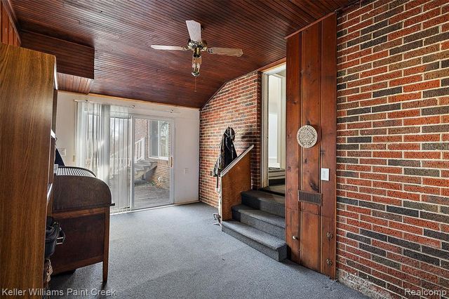 804 E Avon Road, Rochester Hills, MI 48307