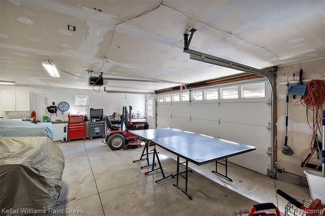 804 E Avon Road, Rochester Hills, MI 48307