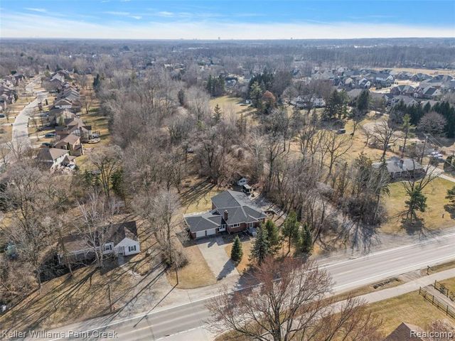 804 E Avon Road, Rochester Hills, MI 48307