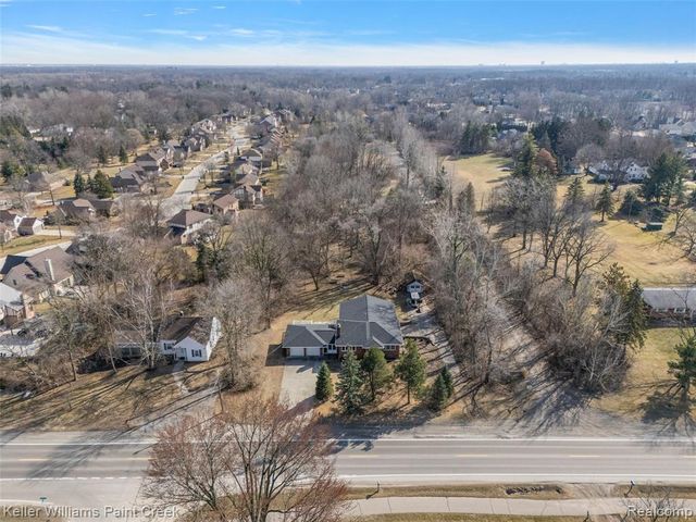 804 E Avon Road, Rochester Hills, MI 48307