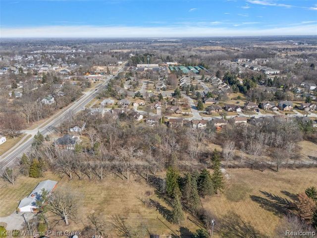 804 E Avon Road, Rochester Hills, MI 48307