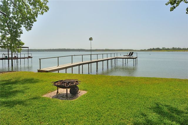 130 Marina View Court, Weatherford, TX 76087