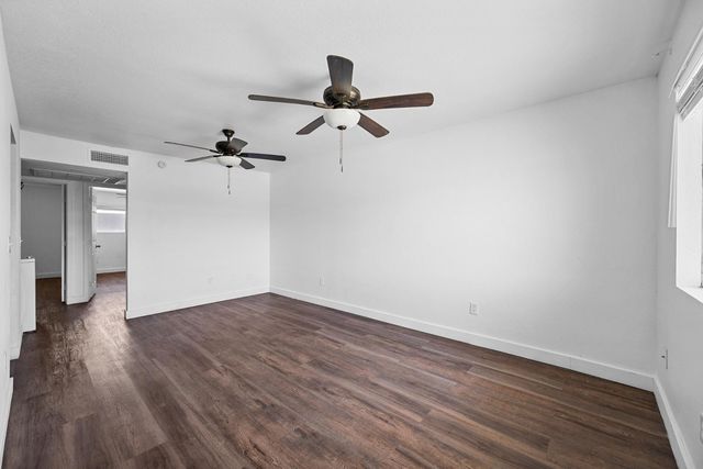 18202 N Cave Creek Road Apt 252, Phoenix, AZ 85032
