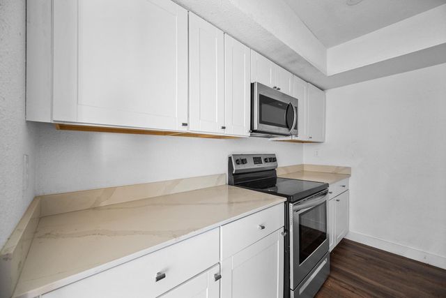 18202 N Cave Creek Road Apt 252, Phoenix, AZ 85032