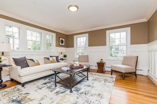 29 Gammons, Newton, MA 02468