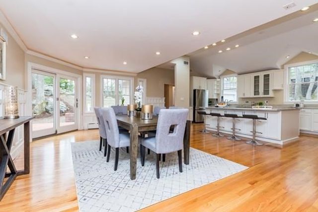 29 Gammons, Newton, MA 02468