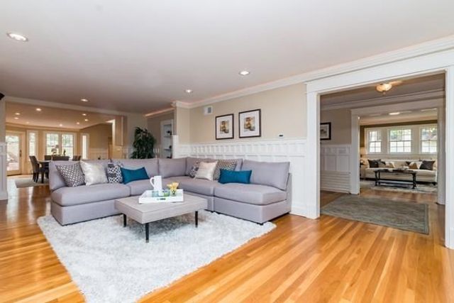 29 Gammons, Newton, MA 02468
