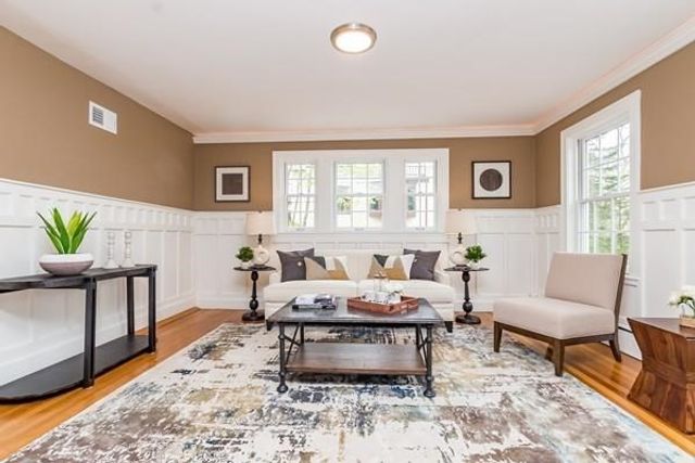 29 Gammons, Newton, MA 02468