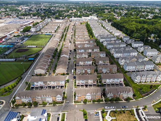 161 Wesmont Drive 4113, Wood Ridge, NJ 07075
