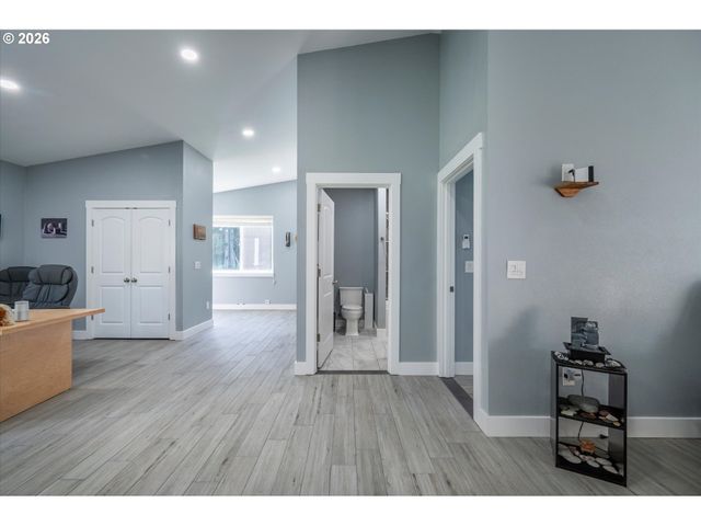 87829 TWO MILE Ln, Bandon, OR 97411