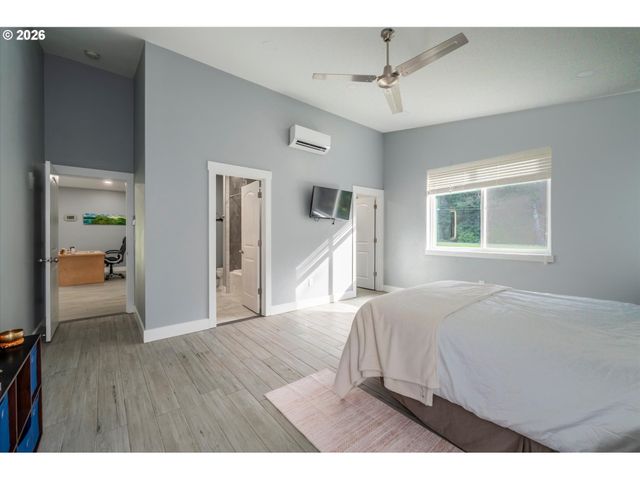 87829 TWO MILE Ln, Bandon, OR 97411