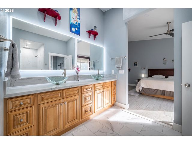 87829 TWO MILE Ln, Bandon, OR 97411