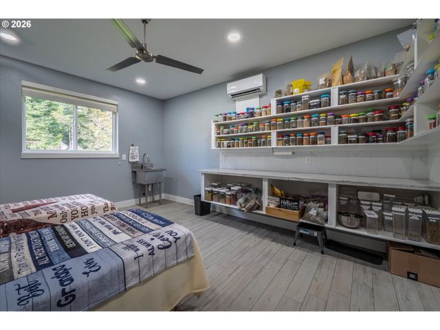 87829 TWO MILE Ln, Bandon, OR 97411